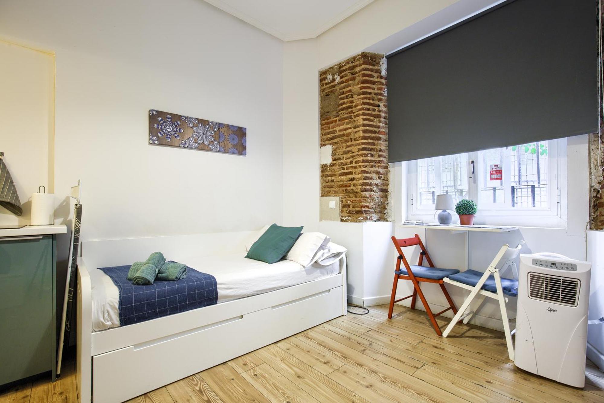 Intimo Estudio En Madrid, Centro, 2Pax, Wifi & Tv エクステリア 写真