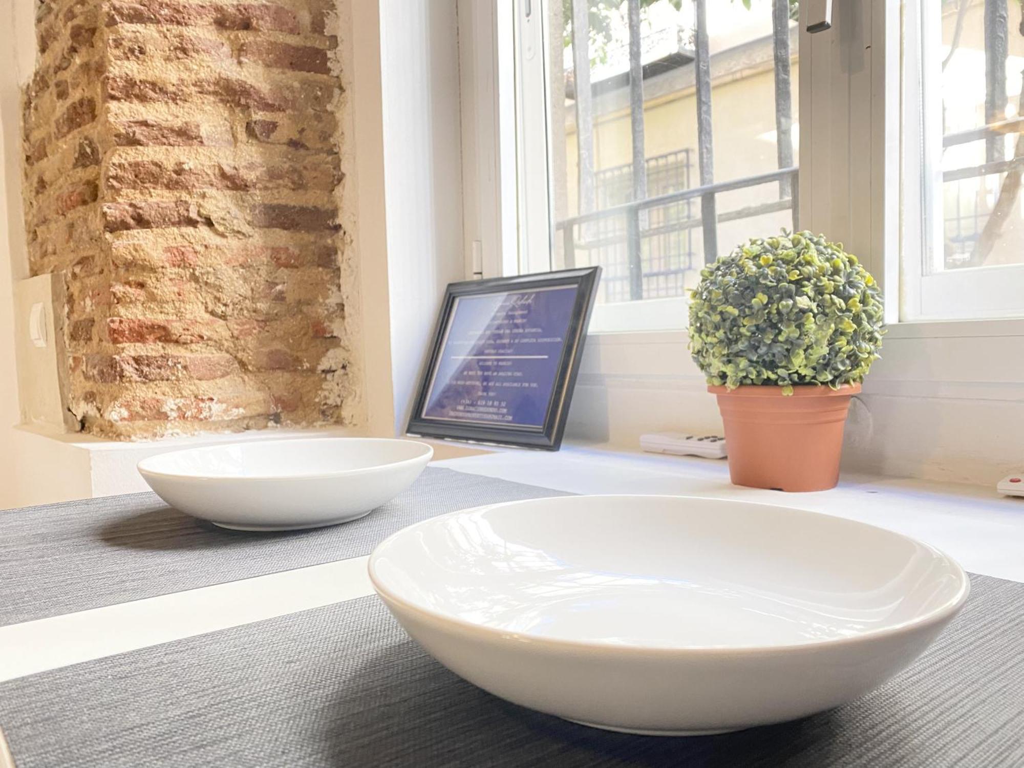 Intimo Estudio En Madrid, Centro, 2Pax, Wifi & Tv エクステリア 写真